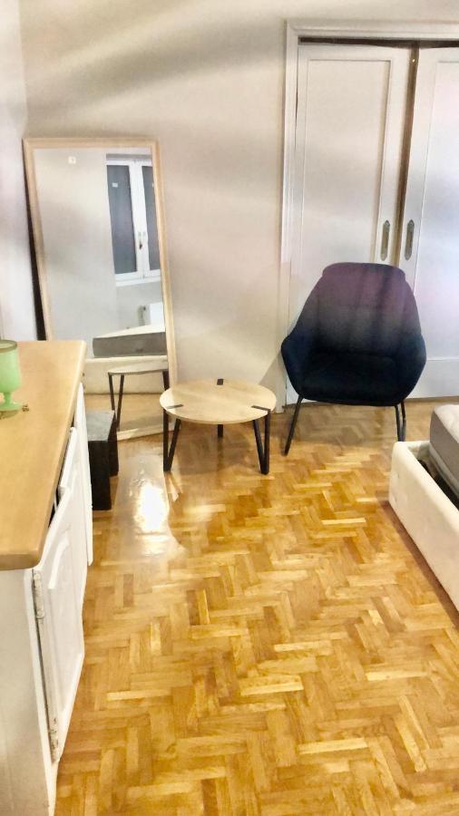 Economy Shared Apartment C In Central Athens Ngoại thất bức ảnh